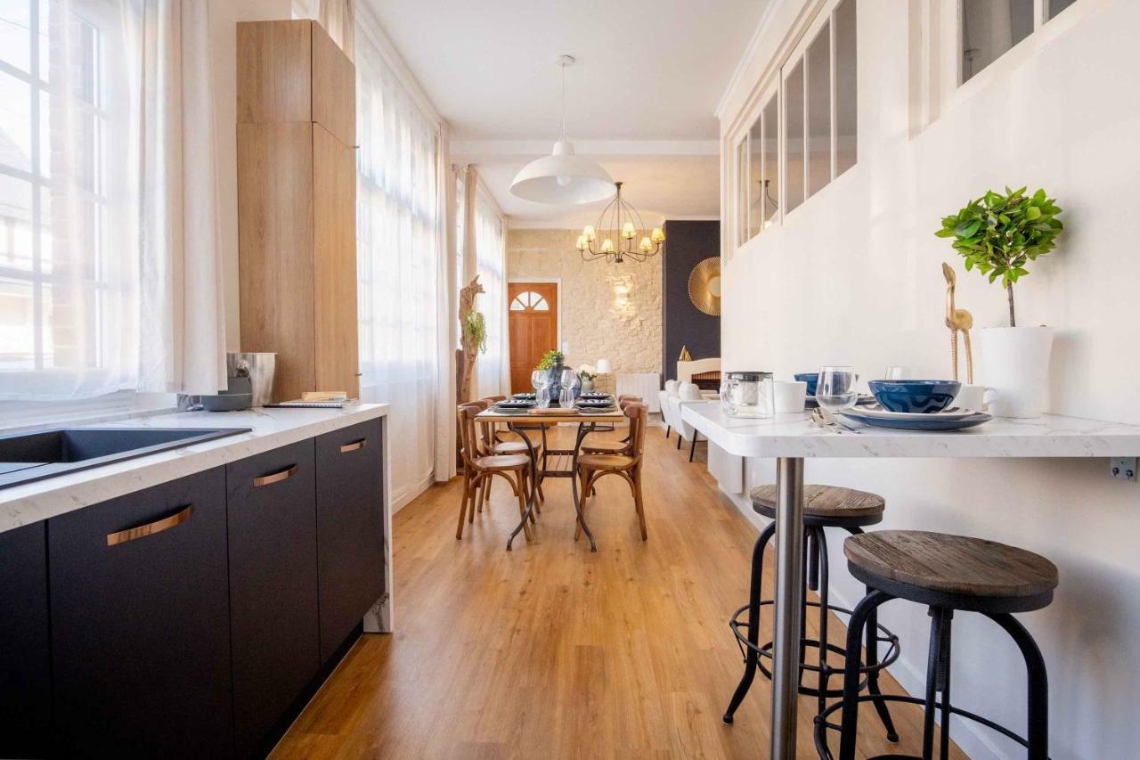 Elegant Appartement En Plein Coeur De Cabourg - Les Locations De Proust Kültér fotó